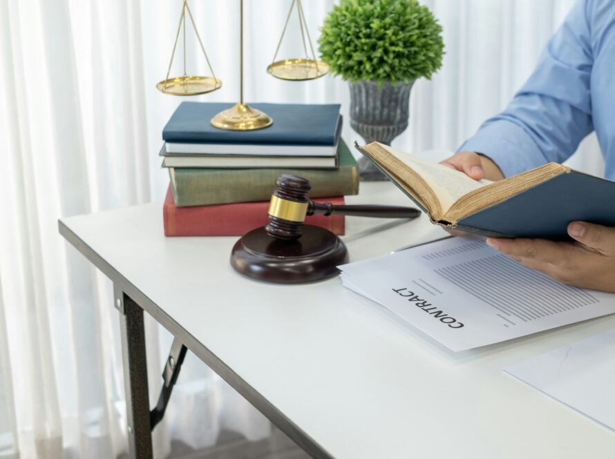 Choosing the Right Expert Witness for Personal Injury Cases